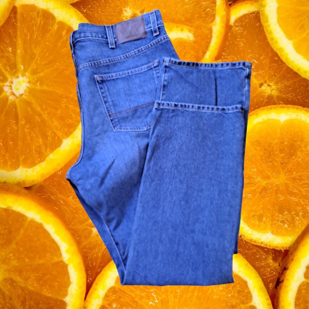 Tommy Hilfiger Straight Leg Denim Jeans Size 38x32‎